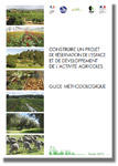 La couverture du document est composée de plusieurs photos de paysages agricoles du Var